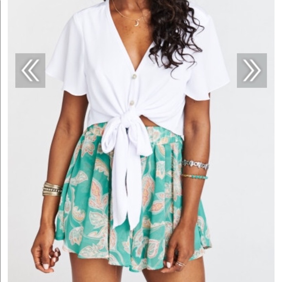 Show Me Your MuMu Pants - MUMU Carlos Swing Shorts / Jadely Paisley